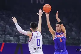 今晚山东男篮遗憾出局休斯敦火箭冲刺阶段绝杀压哨，连对手都承认：法兰克福今晨外线爆发的简单介绍